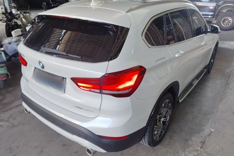 Used BMW X1 2022 sDrive25Li Leading Model Rear Right 45 Deg