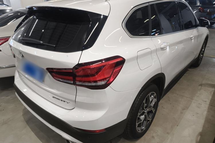 Used BMW X1 2022 sDrive25Li Leading Model Rear Right 45 Deg