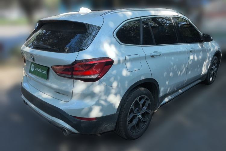 Used BMW X1 2022 sDrive20Li Fashion Model Rear Right 45 Deg