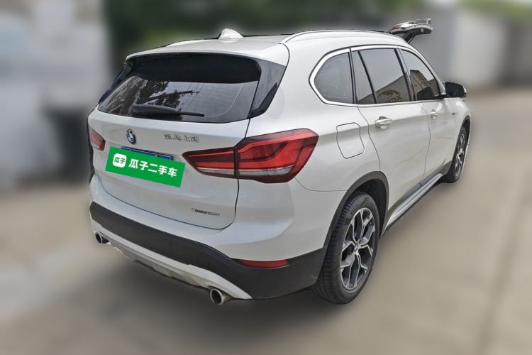 Used BMW X1 2022 sDrive20Li Fashion Model Rear Right 45 Deg