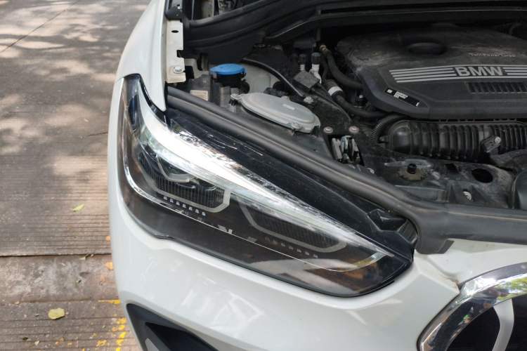 Used BMW X1 2022 Updated xDrive25Li Premium Edition Right Front Headlight