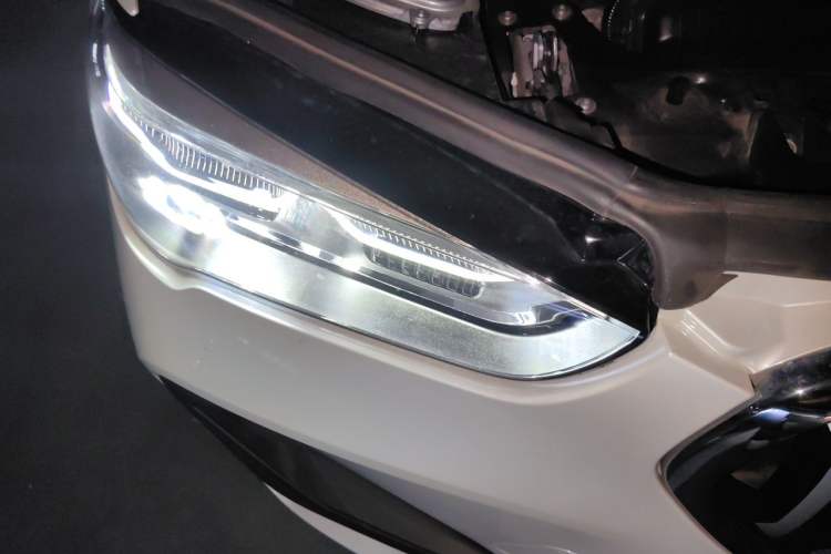 Used BMW X1 2022 sDrive25Li Leading Model Right Front Headlight