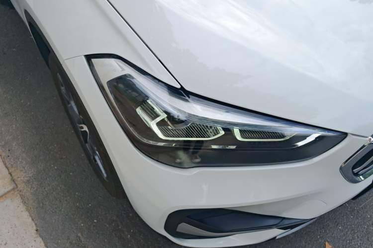 Used BMW X1 2022 sDrive20Li Fashion Model Right Front Headlight