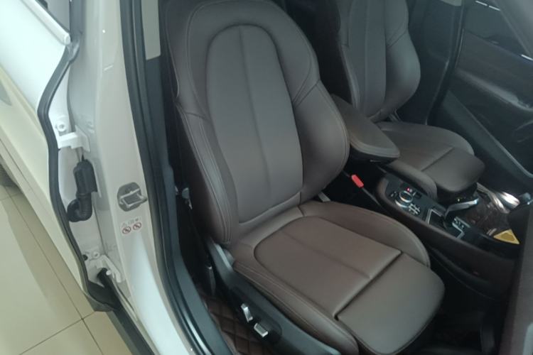 Used BMW X1 2022 sDrive25Li Leading Model Right Front Seat