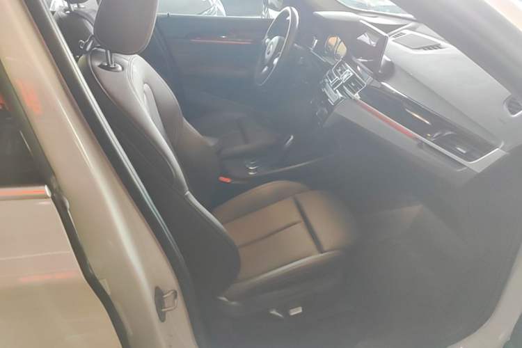 Used BMW X1 2022 sDrive25Li Leading Model Right Front Seat
