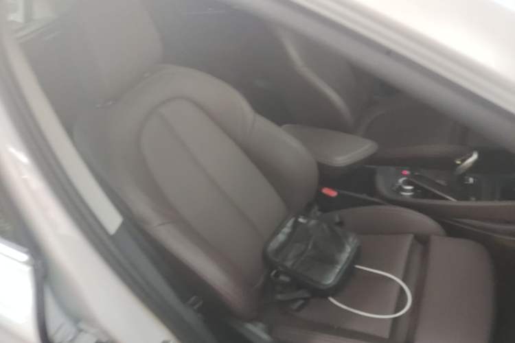 Used BMW X1 2022 sDrive25Li Leading Model Right Front Seat