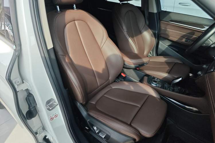 Used BMW X1 2022 xDrive25Li Luxury Model Right Front Seat
