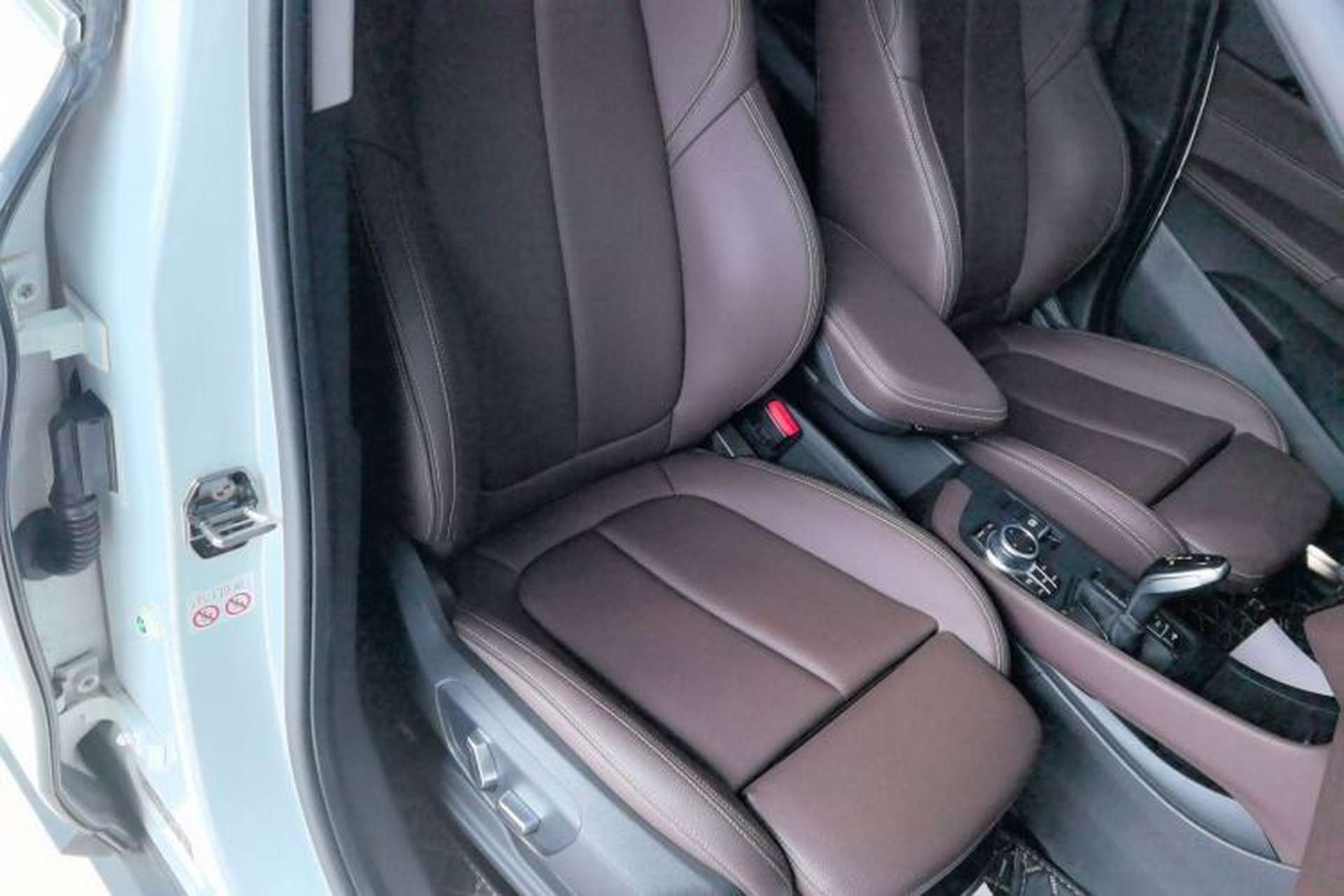 Used BMW X1 2022 sDrive25Li Leading Model Right Front Seat