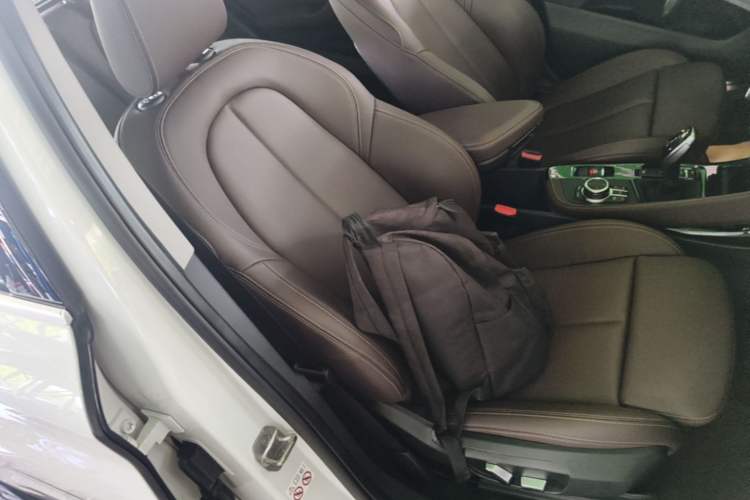 Used BMW X1 2022 xDrive25Li Luxury Model Right Front Seat