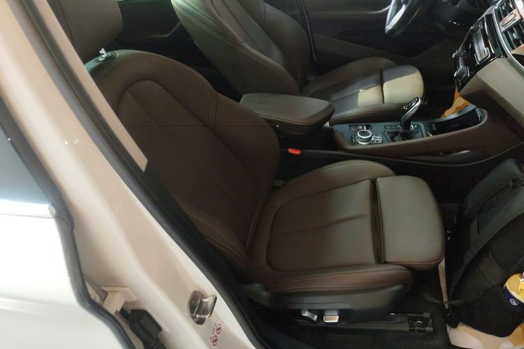Used BMW X1 2022 sDrive25Li Leading Model Right Front Seat