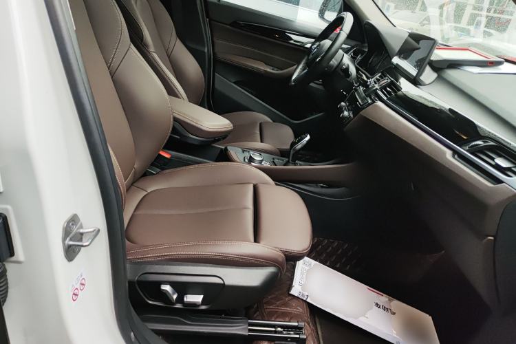 Used BMW X1 2022 sDrive25Li Leading Model Right Front Seat