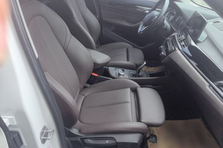 Used BMW X1 2022 sDrive20Li Fashion Model Right Front Seat