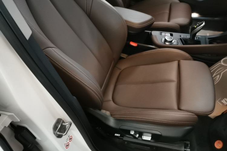 Used BMW X1 2022 sDrive25Li Leading Model Right Front Seat