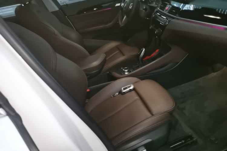 Used BMW X1 2022 sDrive25Li Leading Model Right Front Seat