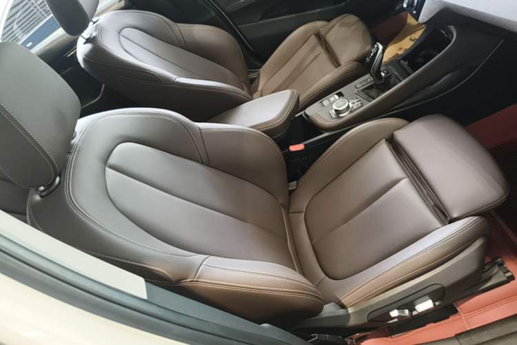 Used BMW X1 2022 sDrive25Li Leading Model Right Front Seat