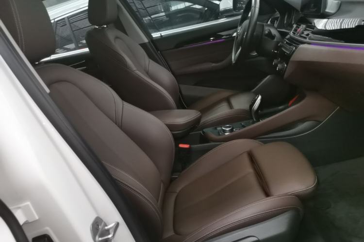Used BMW X1 2022 sDrive25Li Leading Model Right Front Seat
