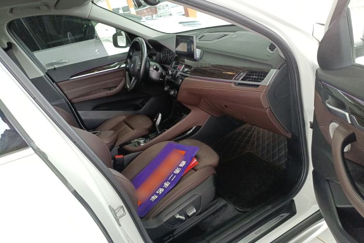Used BMW X1 2022 xDrive25Li Luxury Model Right Front Seat