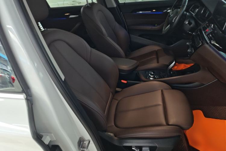 Used BMW X1 2022 sDrive25Li Leading Model Right Front Seat