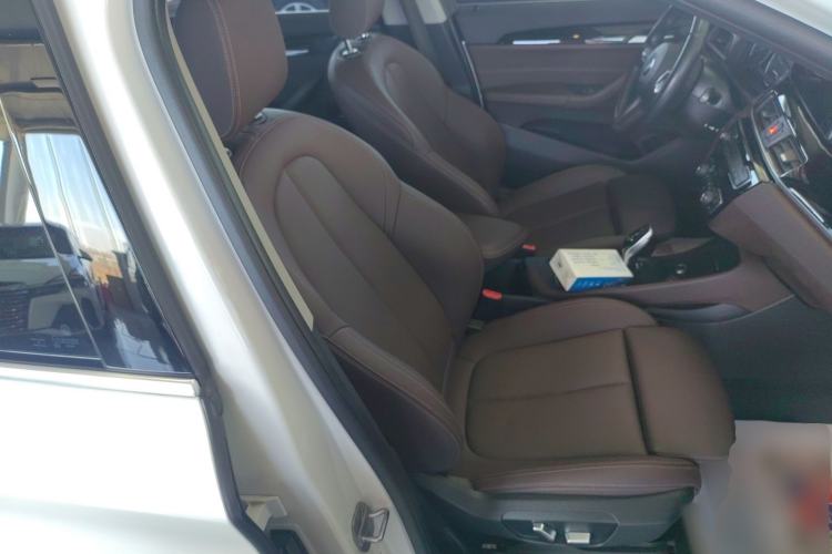 Used BMW X1 2022 sDrive25Li Leading Model Right Front Seat