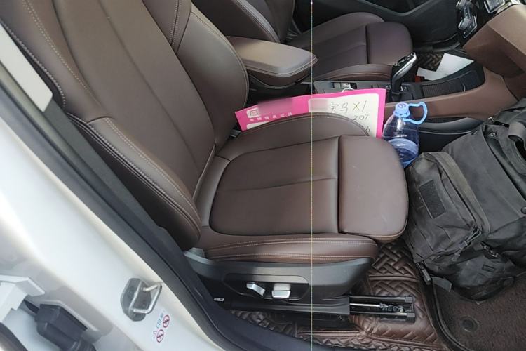 Used BMW X1 2022 sDrive25Li Leading Model Right Front Seat
