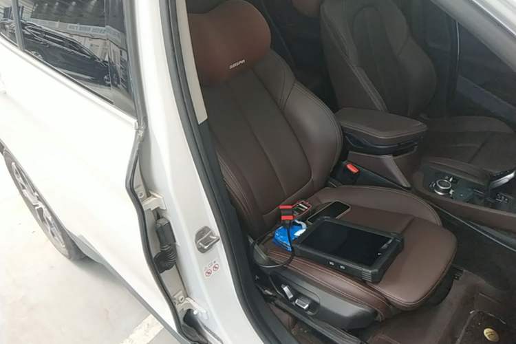 Used BMW X1 2022 sDrive25Li Leading Model Right Front Seat