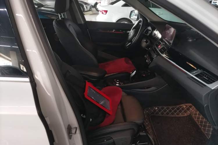 Used BMW X1 2022 sDrive20Li Fashion Model Right Front Seat
