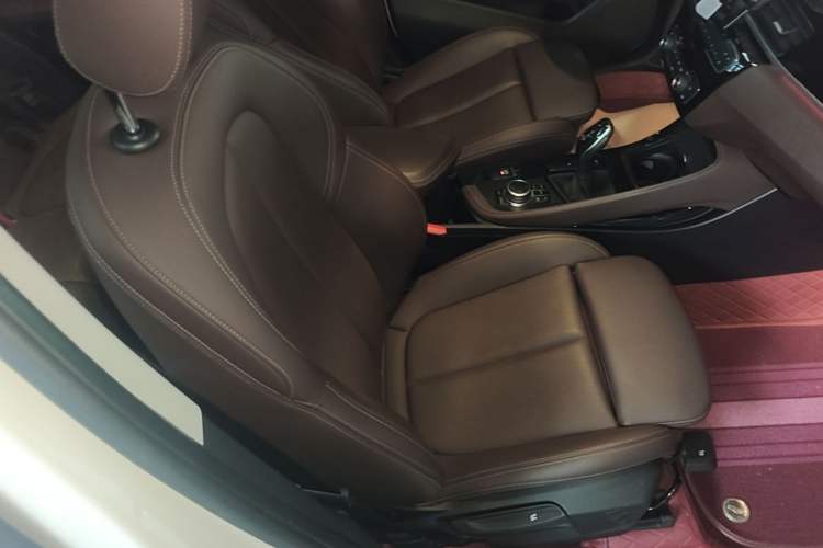 Used BMW X1 2022 sDrive20Li Luxury Model Right Front Seat