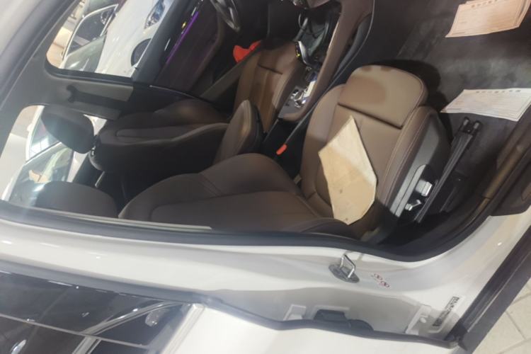 Used BMW X1 2022 sDrive25Li Leading Model Right Front Seat