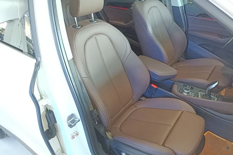 Used BMW X1 2022 sDrive25Li Leading Model Right Front Seat