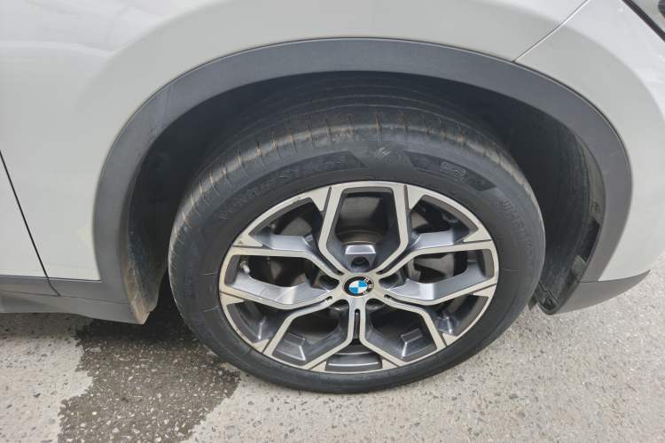 Used BMW X1 2022 sDrive25Li Leading Model Right Front Wheel Hub