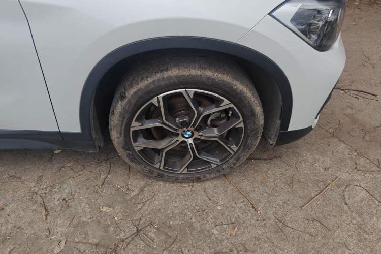 Used BMW X1 2022 sDrive25Li Leading Model Right Front Wheel Hub