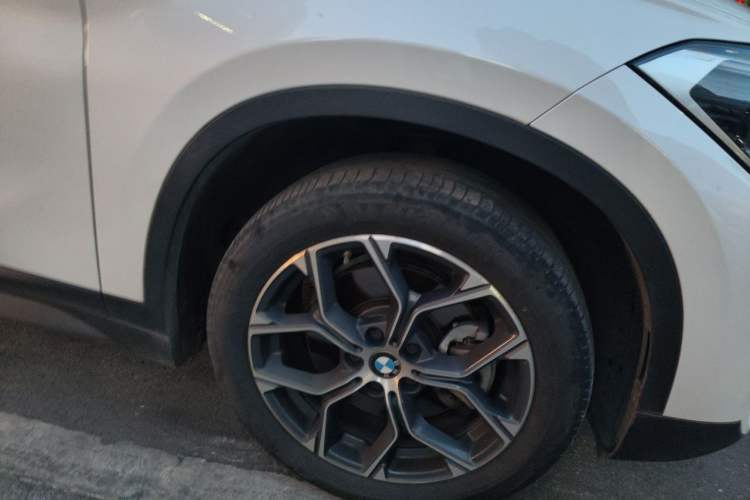 Used BMW X1 2022 sDrive25Li Leading Model Right Front Wheel Hub