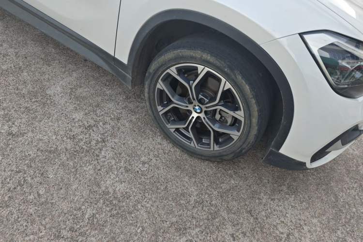 Used BMW X1 2022 sDrive25Li Leading Model Right Front Wheel Hub