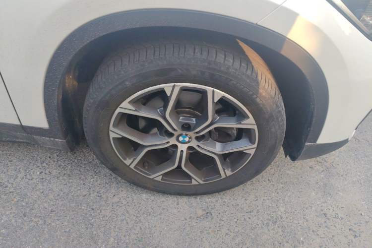 Used BMW X1 2022 sDrive25Li Leading Model Right Front Wheel Hub
