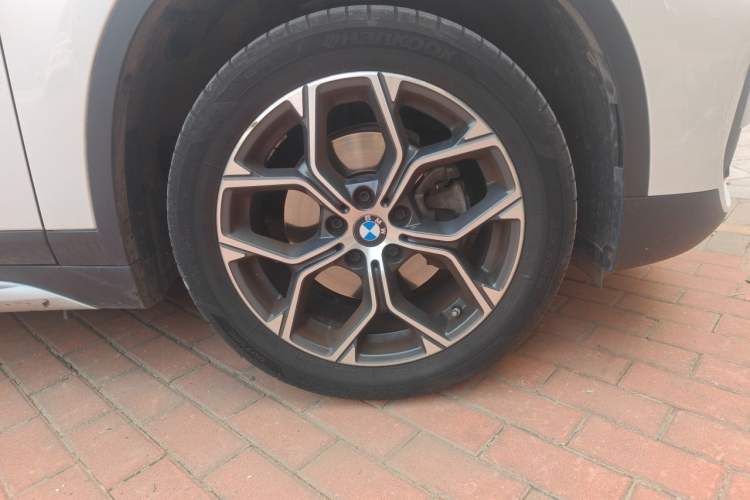 Used BMW X1 2022 sDrive20Li Luxury Model Right Front Wheel Hub