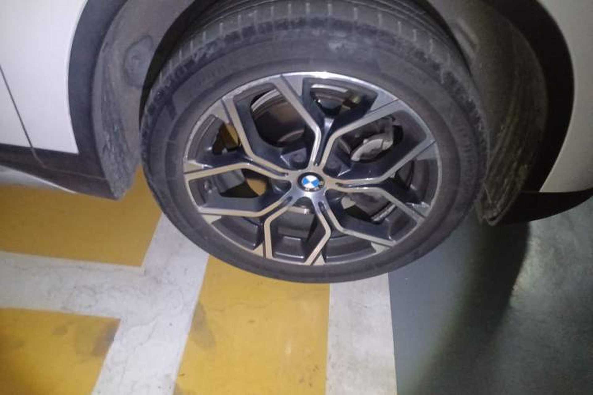 Used BMW X1 2022 sDrive20Li Fashion Model Right Front Wheel Hub
