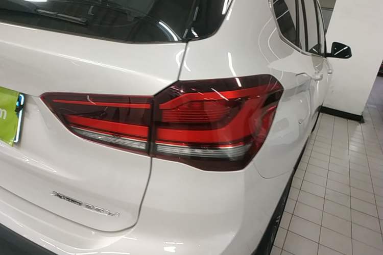Used BMW X1 2022 Updated xDrive25Li Premium Edition Right Rear Taillight