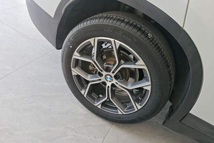 Used BMW X1 2022 sDrive25Li Leading Model Right Rear Wheel Hub