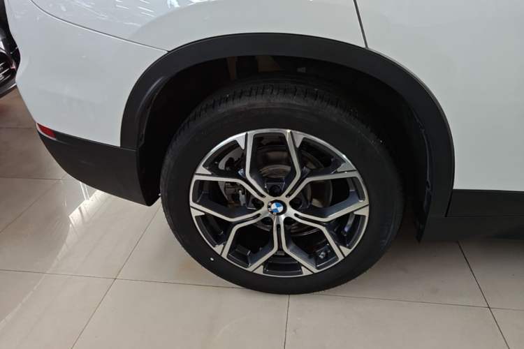 Used BMW X1 2022 sDrive25Li Leading Model Right Rear Wheel Hub