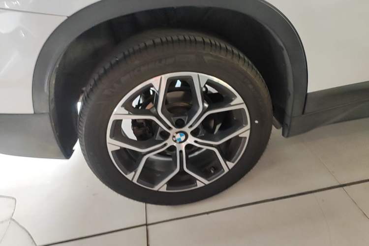 Used BMW X1 2022 sDrive25Li Leading Model Right Rear Wheel Hub