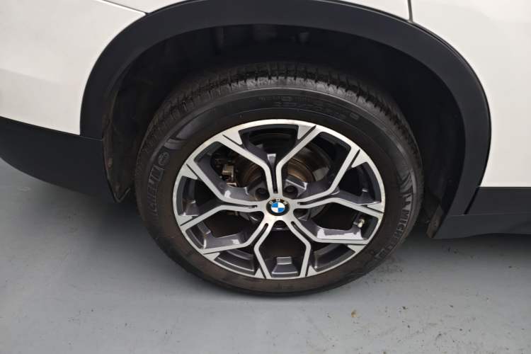 Used BMW X1 2022 sDrive25Li Leading Model Right Rear Wheel Hub