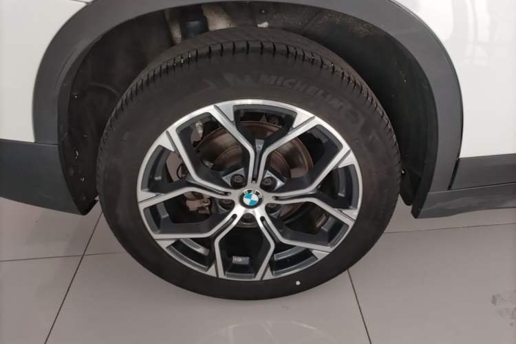 Used BMW X1 2022 sDrive25Li Leading Model Right Rear Wheel Hub