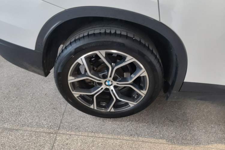 Used BMW X1 2022 sDrive25Li Leading Model Right Rear Wheel Hub