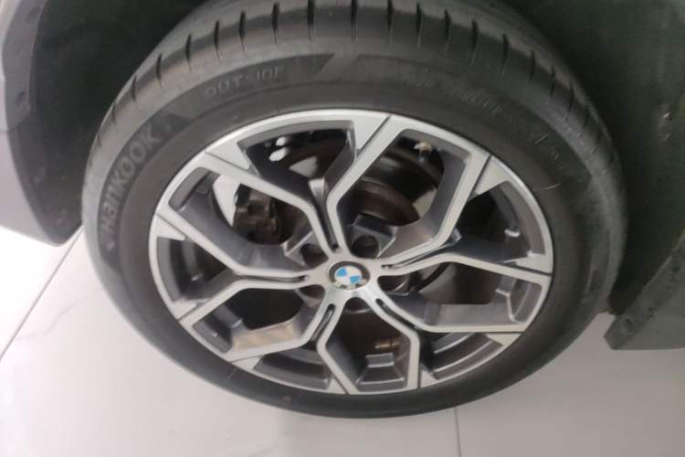 Used BMW X1 2022 sDrive25Li Leading Model Right Rear Wheel Hub