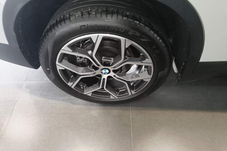 Used BMW X1 2022 sDrive25Li Leading Model Right Rear Wheel Hub