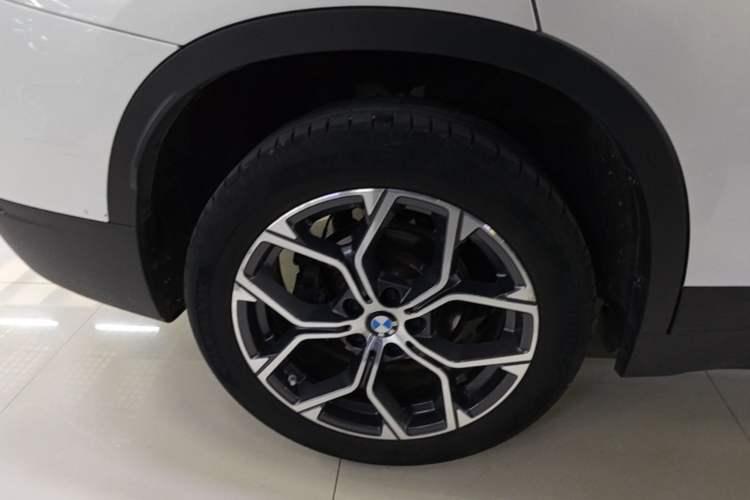 Used BMW X1 2022 sDrive25Li Leading Model Right Rear Wheel Hub