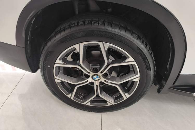 Used BMW X1 2022 sDrive25Li Leading Model Right Rear Wheel Hub