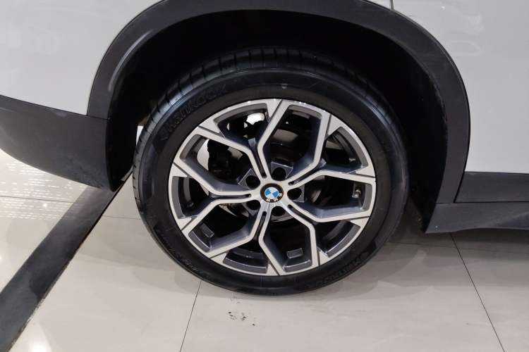 Used BMW X1 2022 sDrive25Li Leading Model Right Rear Wheel Hub