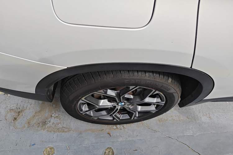 Used BMW X1 2022 sDrive25Li Leading Model Right Rear Wheel Hub