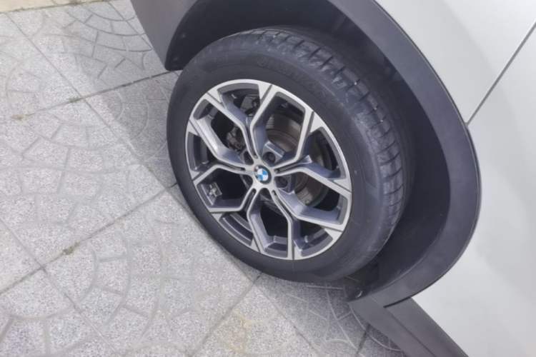 Used BMW X1 2022 sDrive25Li Leading Model Right Rear Wheel Hub